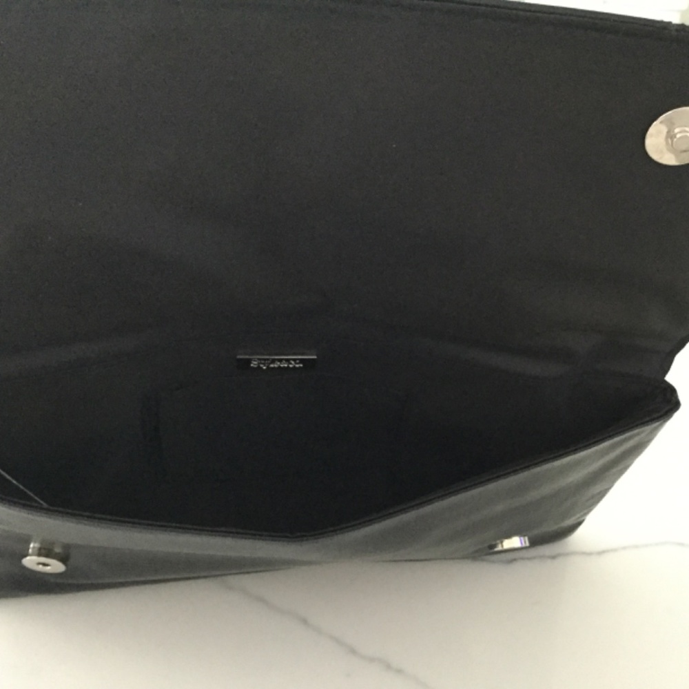 Black clutch handbag - Picture 4 of 4